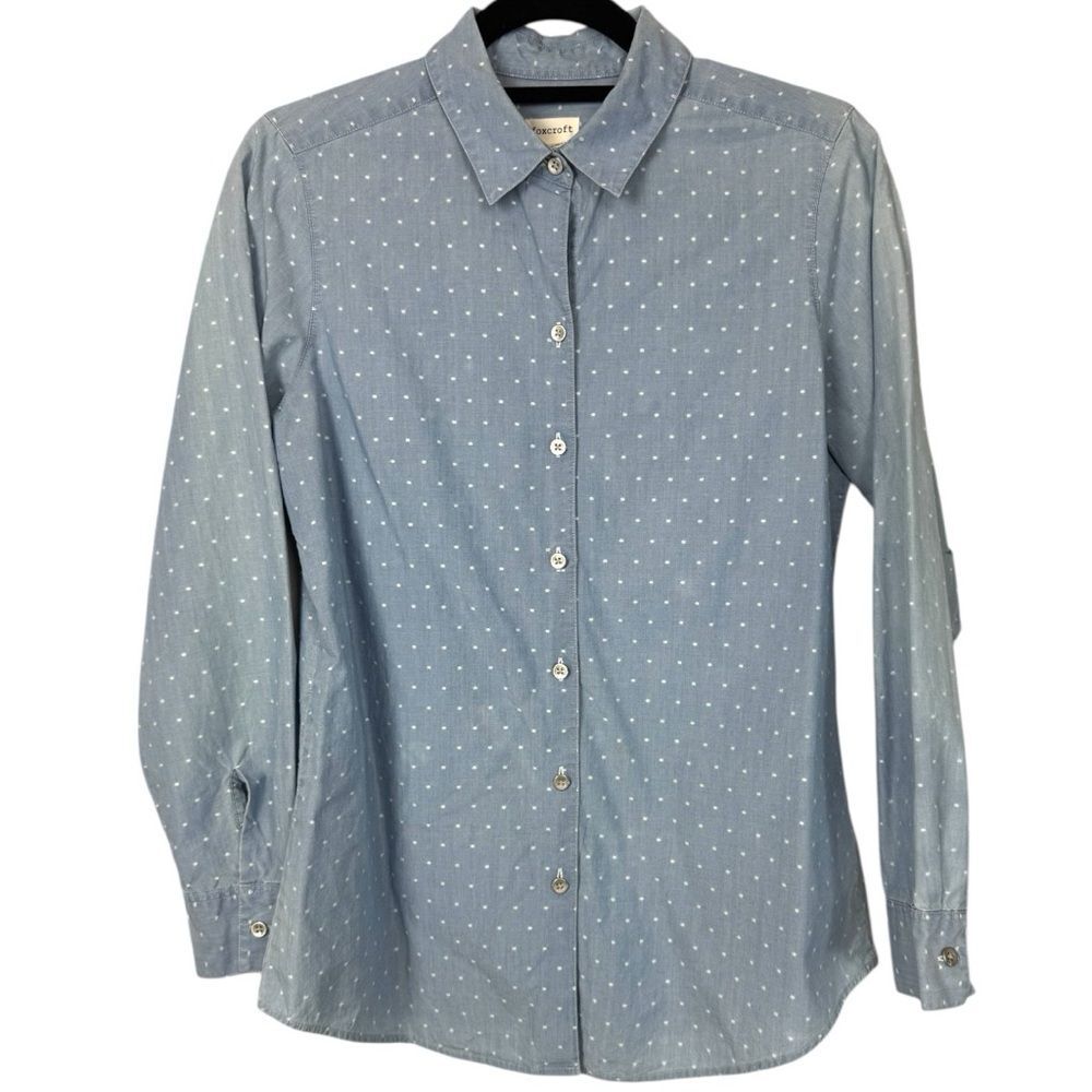 Foxcroft Swiss Dot Button Down Shirt sz 6 Blue White long Sleeve